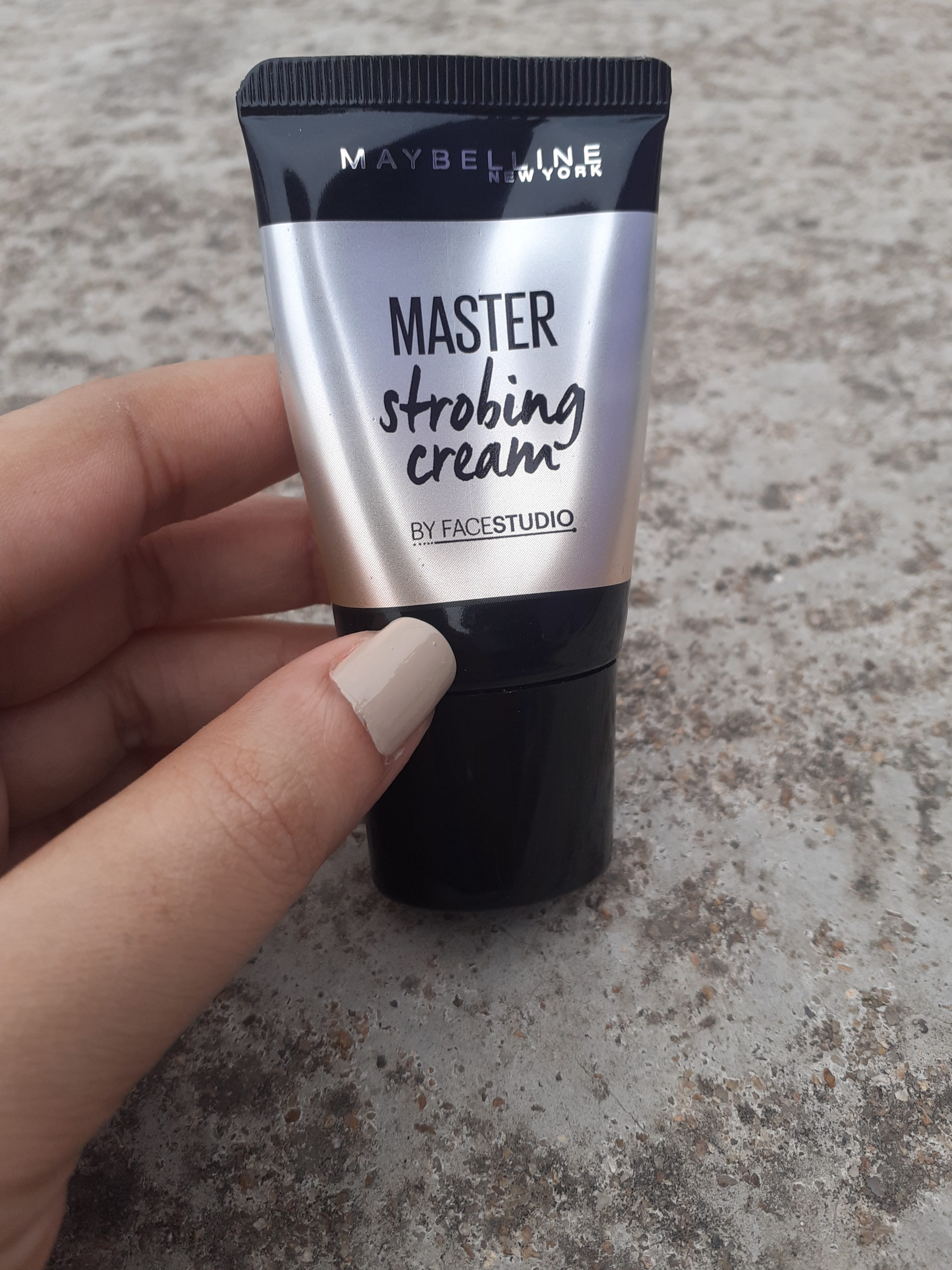 Master strobing Cream